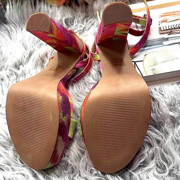 ASOS "Nutshell" Platform barely there Floral Watercolor block heeled sandals - Picture 11 of 12